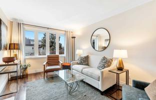 5-bedroom house in Etobicoke for C$1,804,000