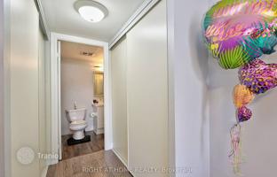 5-bedroom apartment in Yonge Street for C$907,000