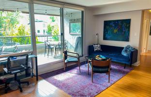 2-bedroom apartment in Quebec Avenue for C$1,313,000