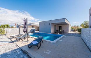 2-bedroom house 107 m² in Vir for 6,000,000 €