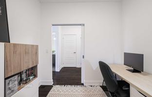 2-bedroom apartment in Old Toronto for C$1,002,000