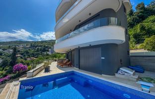 3-bedroom apartment 158 m² in Opatija for 895,000 €