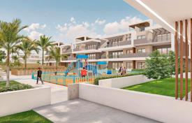 Ground-floor apartments with 3 bedrooms and a private garden in Torre de la Horadada for 410,000 €