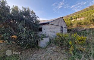 Farm 3,250 m² in Kaštel Stari for 370,000 €