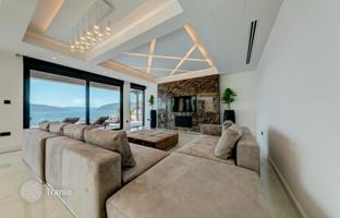 5-bedroom villa 351 m² in Tivat city for 2,400,000 €
