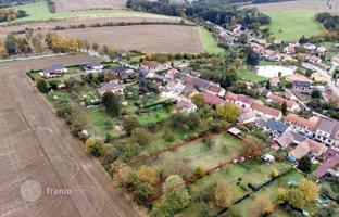 Land plot 2,125 m² in Benešov. Price on request