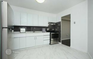 6-bedroom apartment in North York for C$900,000