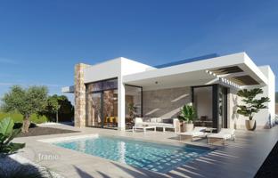 New villas with swimming pools and golf views in Hacienda del Alamo, Murcia, Spain for 370,000 €