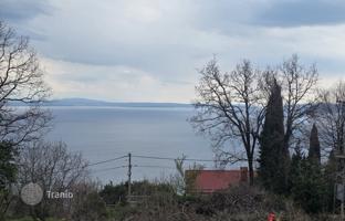 Land plot 725 m² in Veprinac for 140,000 €