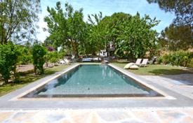 Country style for sale villa with private pool in Gumusluk for $905,000