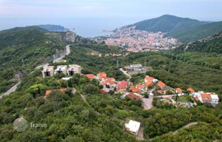 Land plot 2,050 m² in Budva city for 400,000 €