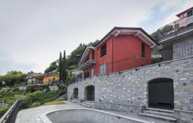 Three-storey villa with a swiiming pool in a picturesque area of the city, Menaggio, Italy for 1,800,000 €