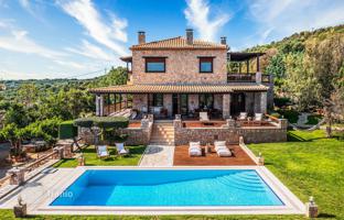 Three-storey villa with a pool and a garden in Pylos, Peloponnese, Greece for 1,600,000 €