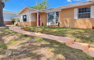 4-bedroom house 287 m² in Orlando for $430,000