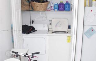 2-bedroom house 120 m² in Riviera Beach for $270,000