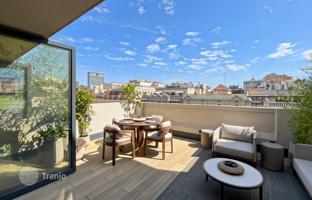 2-bedroom penthouse in Barcelona for 2,150,000 €