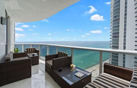 Bright apartment with ocean views in a residence on the first line of the beach, Sunny Isles Beach, Florida, USA for $1,299,000