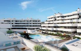 Apartment in a new residence with swimming pools and gardens, 550 meters from the beach, Estepona, Spain for 595,000 €
