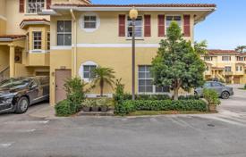 Townhome – Miami Shores, Florida, USA for $680,000