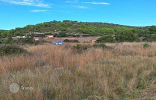Farm 5,916 m² in Split-Dalmatia County for 48,000 €