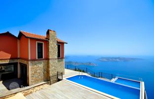 2-bedroom villa 200 m² in Kash for 66,356,000 TRY