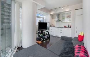 4-bedroom apartment in York Street for C$762,000