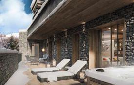 Spectacular 7 bedroom ski in and out PENTHOUSE residence with own private swimming pool for 16,900,000 €
