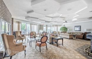 6-bedroom apartment in Etobicoke for C$920,000