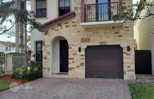 4-bedroom townhouse 236 m² in Doral for $779,000