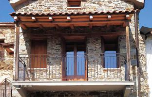 Three-level traditional villa with mountain views in the Peloponnese, Greece for 400,000 €