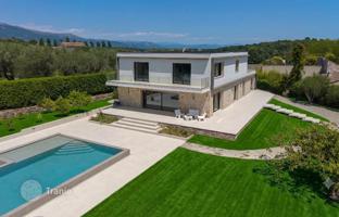 6-bedroom villa in Valbonne for 3,200,000 €