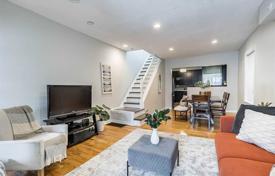 Terraced house – York, Toronto, Ontario,  Canada for C$1,061,000
