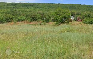 Land plot 985 m² in Raša for 95,000 €