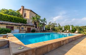 Two-storey villa with a garden, a swimming pool and a parking in the prestigious residential area of Cerza, Sicily, Italy for 1,000,000 €