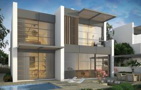 Modern villa with a pool, a garage and a terrace, Dubai, UAE. Price on request