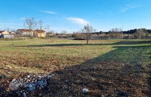 Land plot 898 m² in Stinjan for 265,000 €