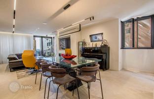 3-bedroom apartment 102 m² in Tel Aviv for $2,110,000