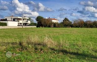 Land plot 940 m² in Loborika for 141,000 €
