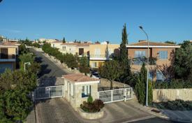 3-bedrooms terraced house 140 m² in Chloraka, Cyprus for 535,000 €