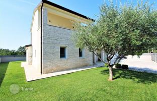 3-bedroom house 352 m² in Porec for 1,100,000 €