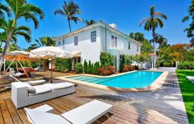 Comfortable villa with a backyard, a swimming pool, a garden and a terrace, Miami Beach, USA for $2,950,000