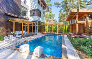 4-room house 812 m² in Jurmala for 2,200,000 €