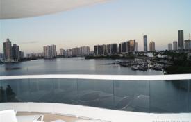 Designer five-room apartment with ocean views in Aventura, Florida, USA for $1,750,000