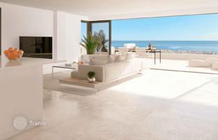 3-bedroom apartment 195 m² in Estepona for 847,000 €