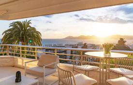 Three-bedroom sunny apartment with sea views in Californie Pezou, Cannes, France for 1,980,000 €