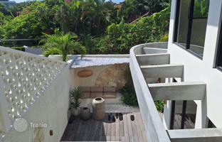 3-bedroom villa 1,352 m² in Seminyak for $272,000