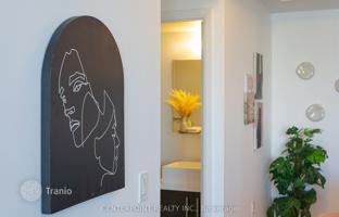 4-bedroom apartment in Bay Street for C$1,187,000