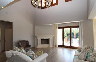 6-bedroom cottage 400 m² in Aphrodite Hills for 3,150,000 €