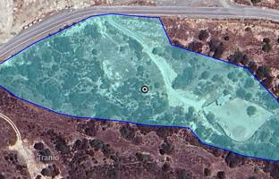 Land plot 15,385 m² in Tochni for 1,200,000 €