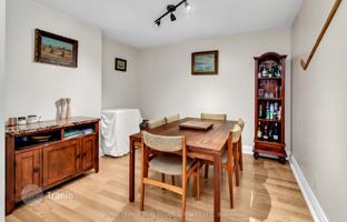 7-bedroom apartment in Southport Street for C$1,100,000
